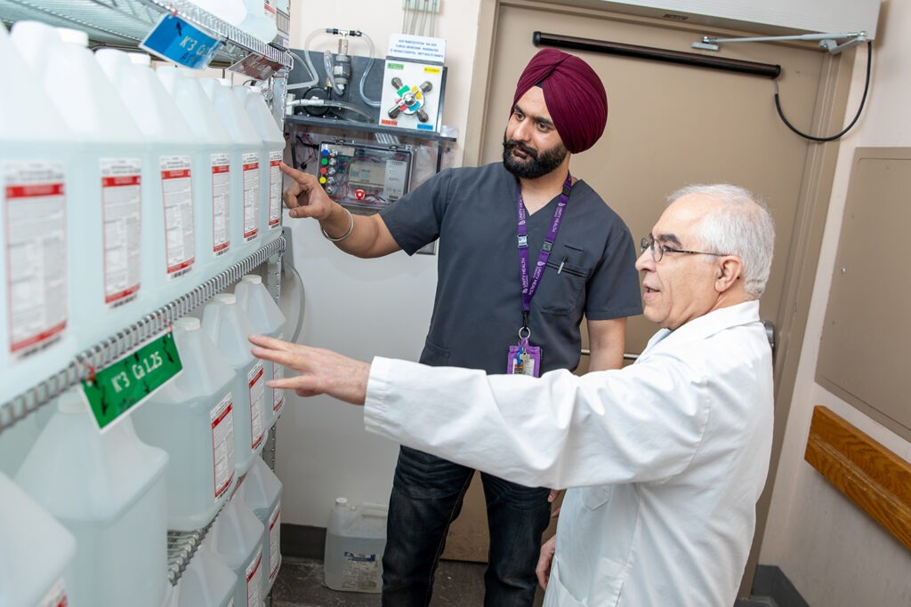 Thumbnail for Central delivery of acid concentrate for haemodialysis